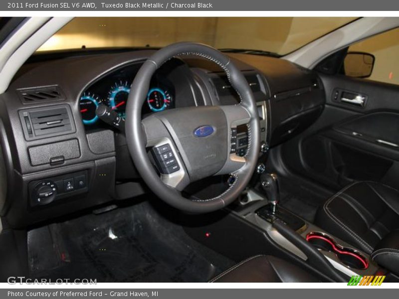 Tuxedo Black Metallic / Charcoal Black 2011 Ford Fusion SEL V6 AWD