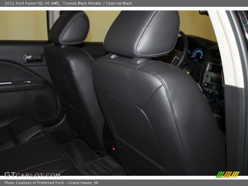 Tuxedo Black Metallic / Charcoal Black 2011 Ford Fusion SEL V6 AWD