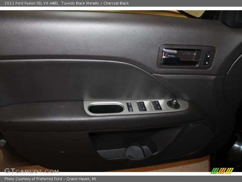 Tuxedo Black Metallic / Charcoal Black 2011 Ford Fusion SEL V6 AWD