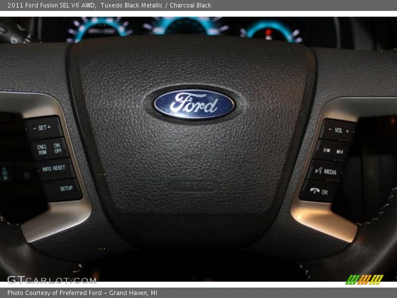 Tuxedo Black Metallic / Charcoal Black 2011 Ford Fusion SEL V6 AWD