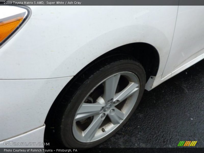Super White / Ash Gray 2009 Toyota Matrix S AWD