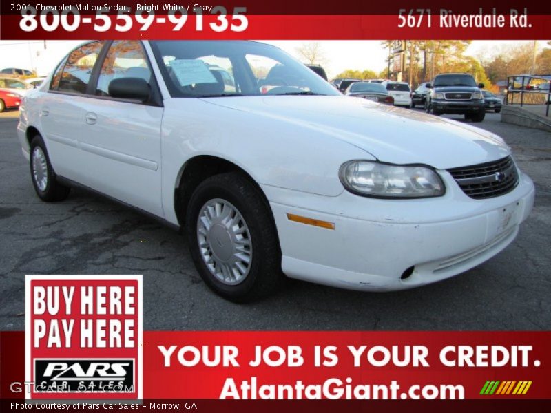 Bright White / Gray 2001 Chevrolet Malibu Sedan