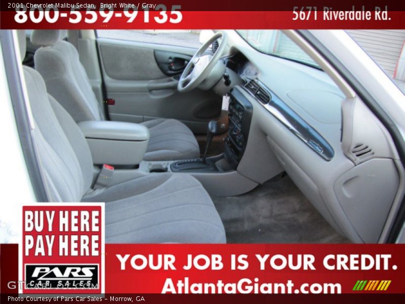 Bright White / Gray 2001 Chevrolet Malibu Sedan