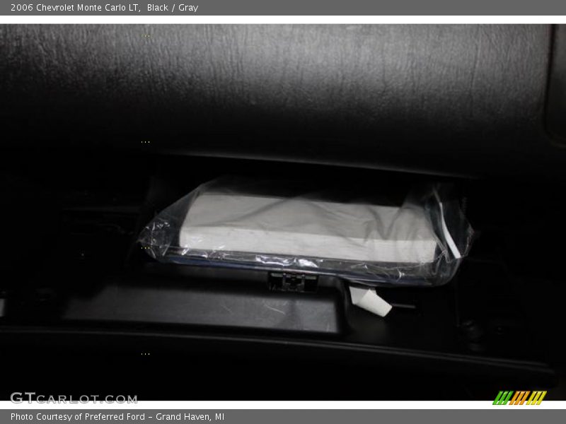 Black / Gray 2006 Chevrolet Monte Carlo LT