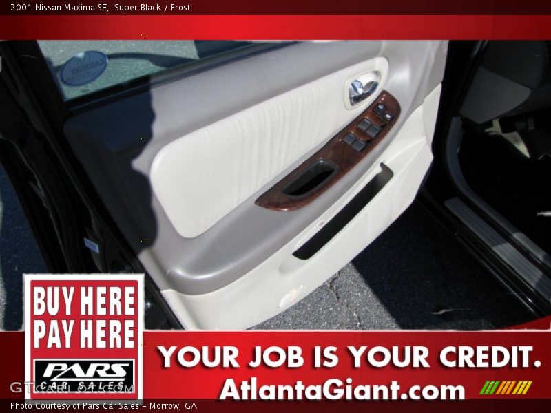 Super Black / Frost 2001 Nissan Maxima SE