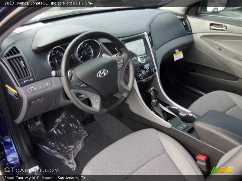 Indigo Night Blue / Gray 2013 Hyundai Sonata SE