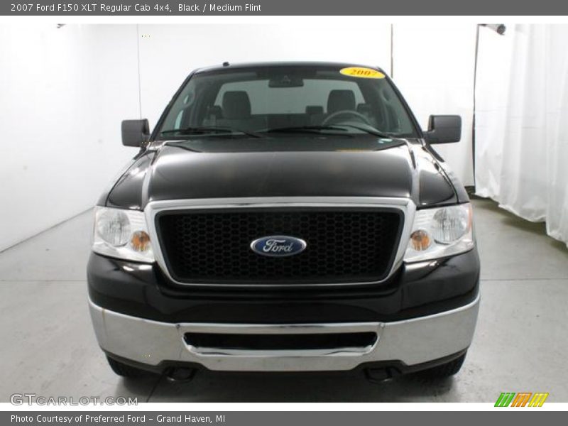 Black / Medium Flint 2007 Ford F150 XLT Regular Cab 4x4