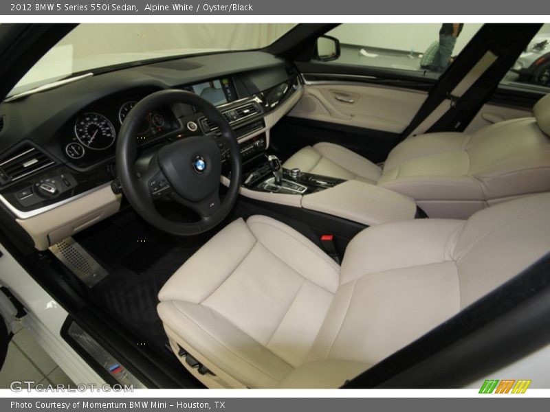 Alpine White / Oyster/Black 2012 BMW 5 Series 550i Sedan