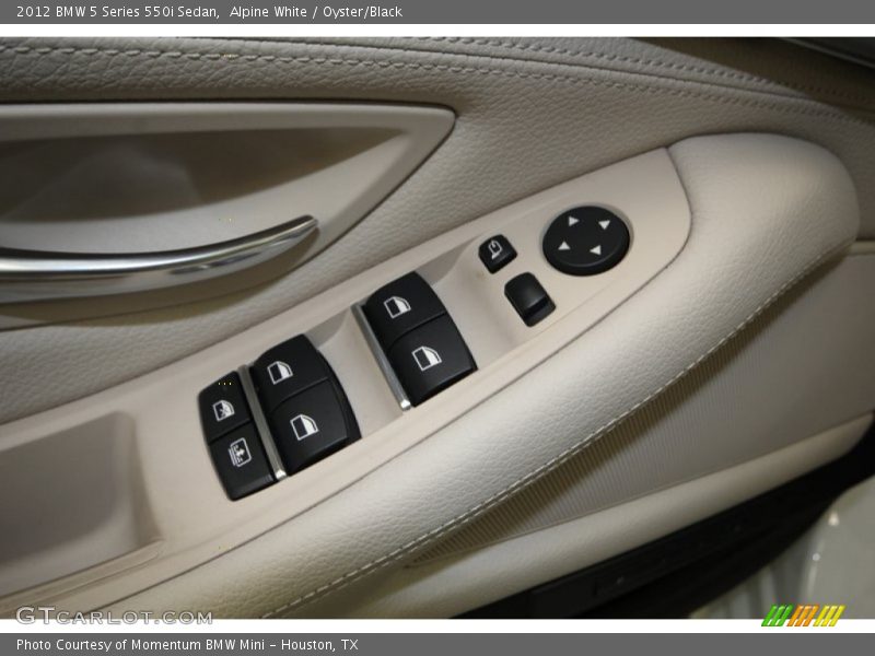 Alpine White / Oyster/Black 2012 BMW 5 Series 550i Sedan