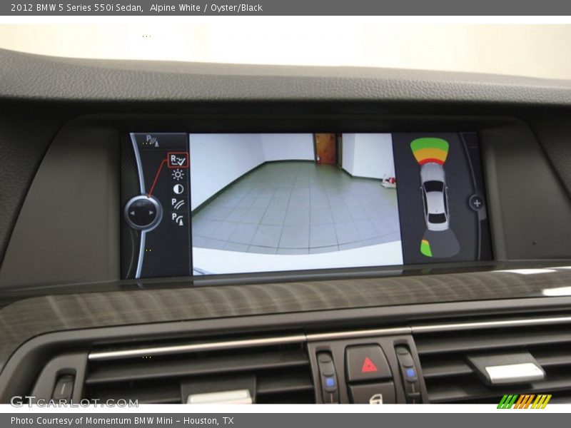 Alpine White / Oyster/Black 2012 BMW 5 Series 550i Sedan