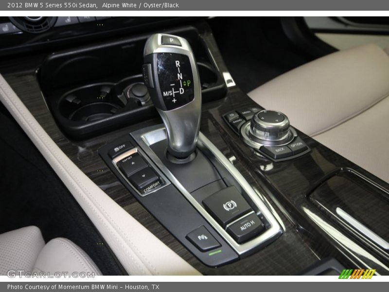 Alpine White / Oyster/Black 2012 BMW 5 Series 550i Sedan