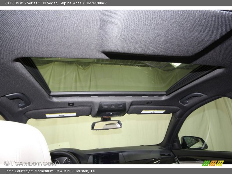 Alpine White / Oyster/Black 2012 BMW 5 Series 550i Sedan