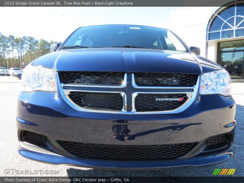 True Blue Pearl / Black/Light Graystone 2013 Dodge Grand Caravan SE
