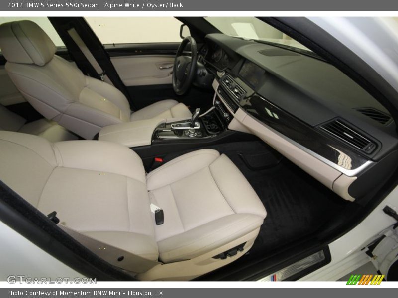 Alpine White / Oyster/Black 2012 BMW 5 Series 550i Sedan