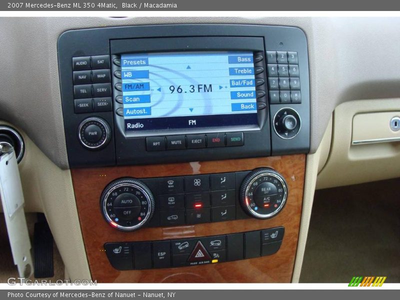 Black / Macadamia 2007 Mercedes-Benz ML 350 4Matic