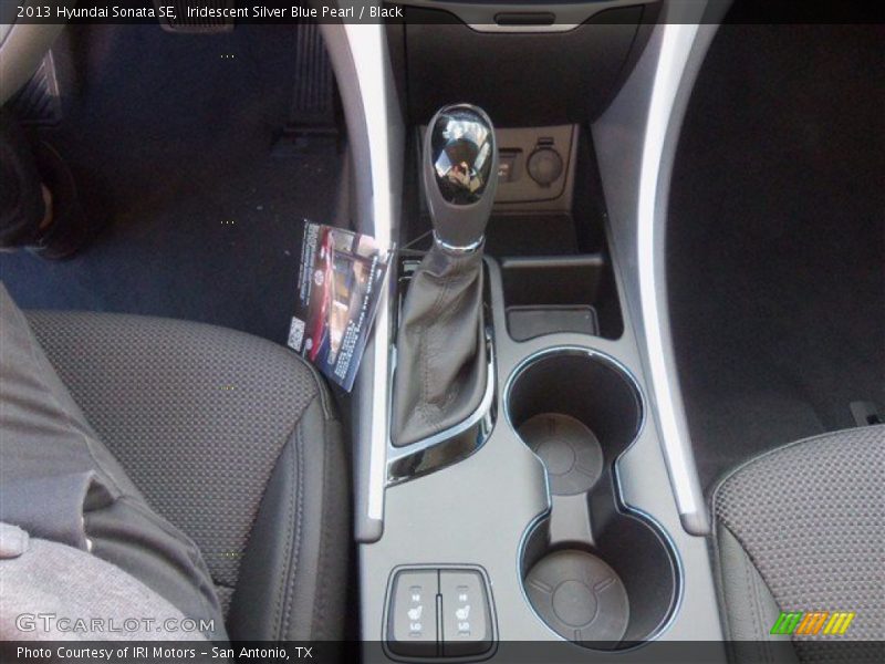 Iridescent Silver Blue Pearl / Black 2013 Hyundai Sonata SE