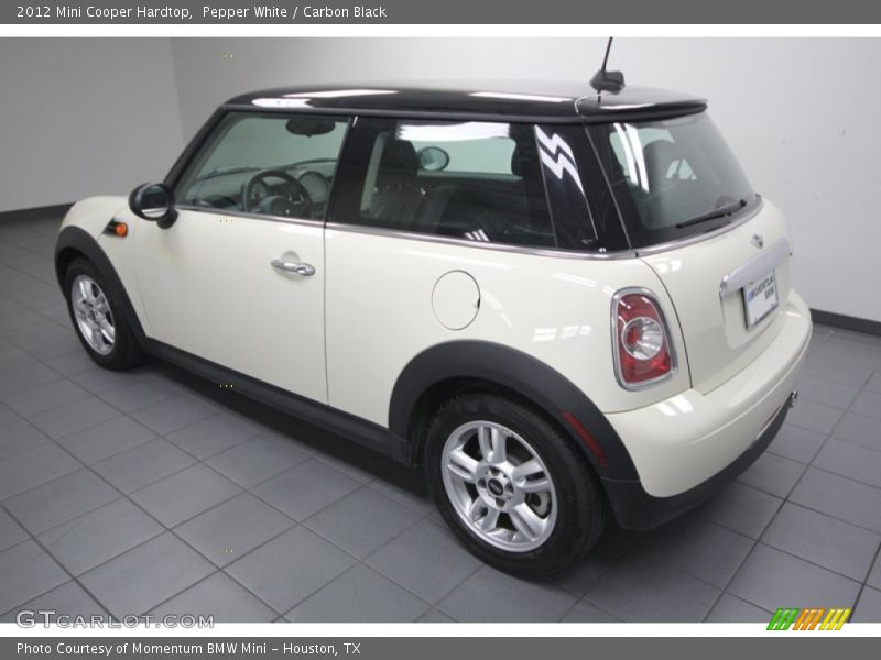 Pepper White / Carbon Black 2012 Mini Cooper Hardtop