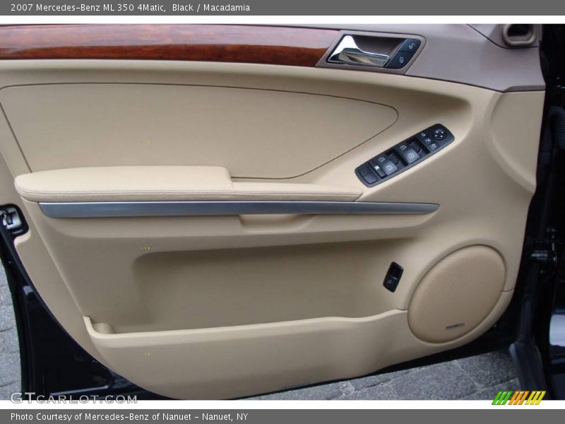 Black / Macadamia 2007 Mercedes-Benz ML 350 4Matic