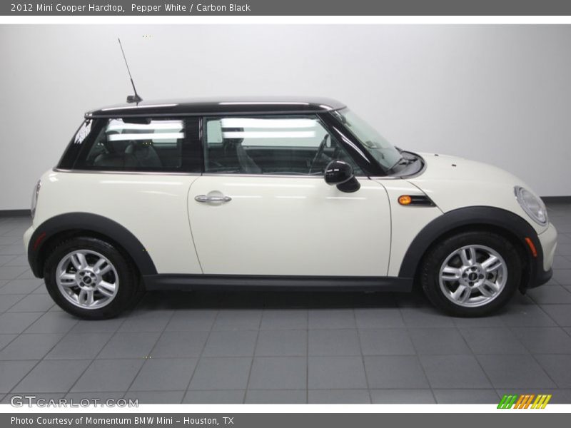 Pepper White / Carbon Black 2012 Mini Cooper Hardtop