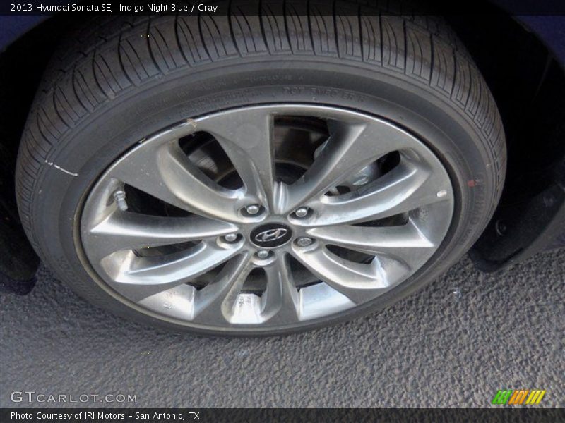 Indigo Night Blue / Gray 2013 Hyundai Sonata SE