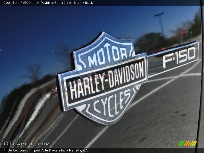 Black / Black 2001 Ford F150 Harley-Davidson SuperCrew