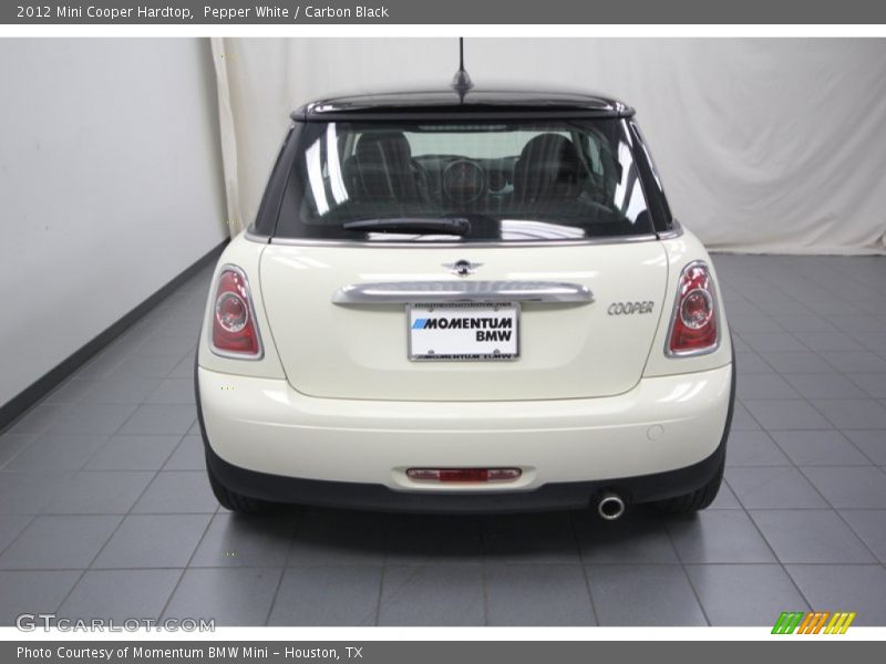 Pepper White / Carbon Black 2012 Mini Cooper Hardtop