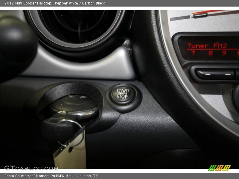 Pepper White / Carbon Black 2012 Mini Cooper Hardtop