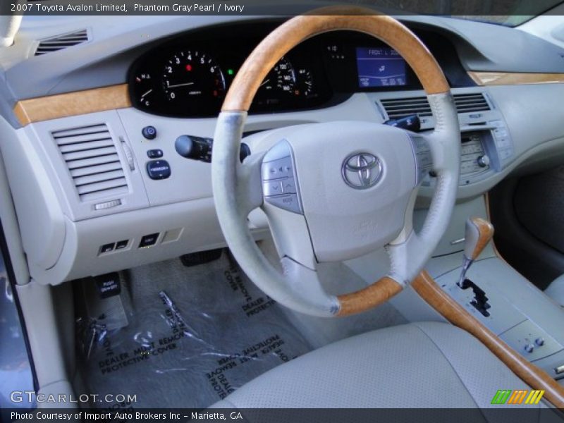 Phantom Gray Pearl / Ivory 2007 Toyota Avalon Limited