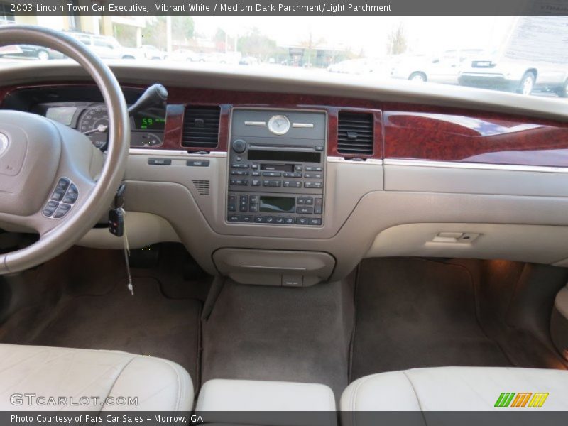 Dashboard of 2003 Town Car Executive