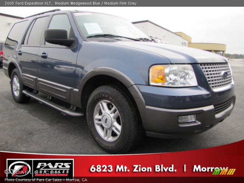 Medium Wedgewood Blue / Medium Flint Grey 2005 Ford Expedition XLT
