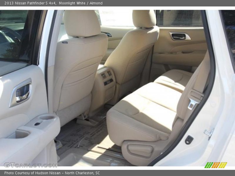 Moonlight White / Almond 2013 Nissan Pathfinder S 4x4