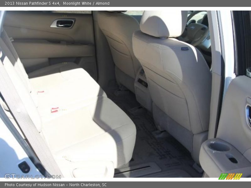 Moonlight White / Almond 2013 Nissan Pathfinder S 4x4