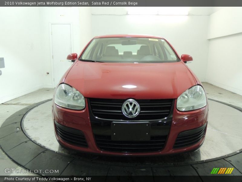 Salsa Red / Cornsilk Beige 2010 Volkswagen Jetta Wolfsburg Edition Sedan