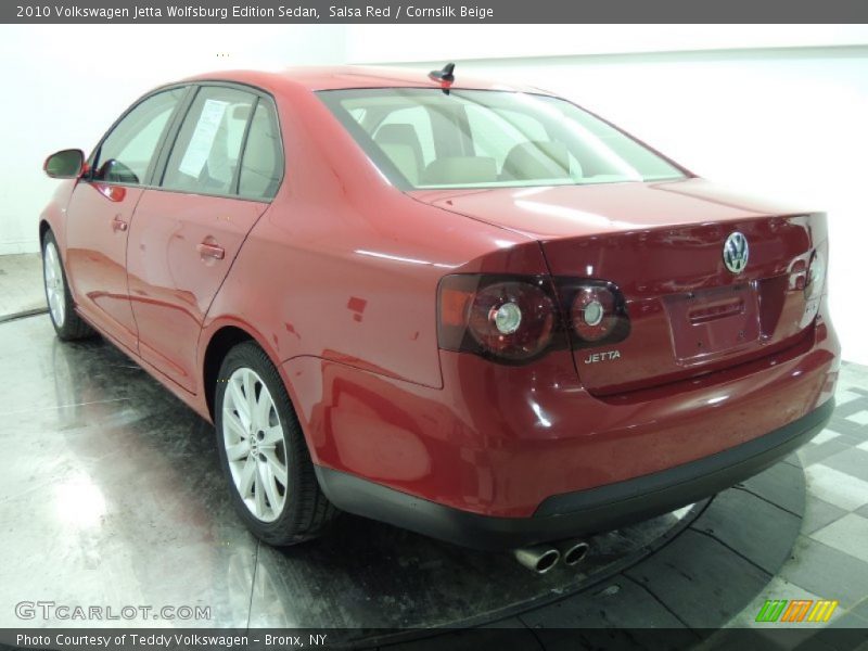 Salsa Red / Cornsilk Beige 2010 Volkswagen Jetta Wolfsburg Edition Sedan