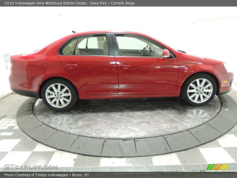 Salsa Red / Cornsilk Beige 2010 Volkswagen Jetta Wolfsburg Edition Sedan