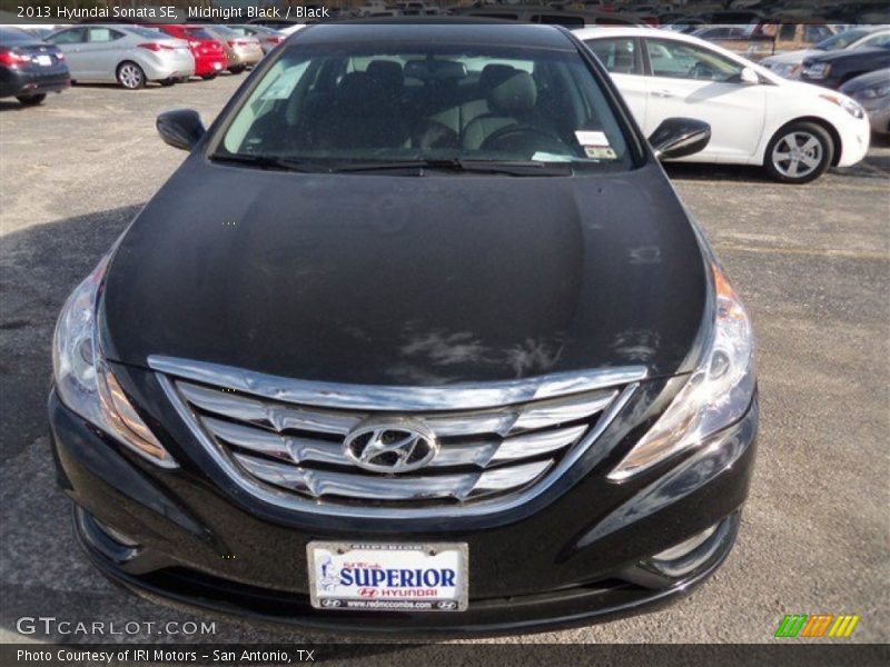 Midnight Black / Black 2013 Hyundai Sonata SE