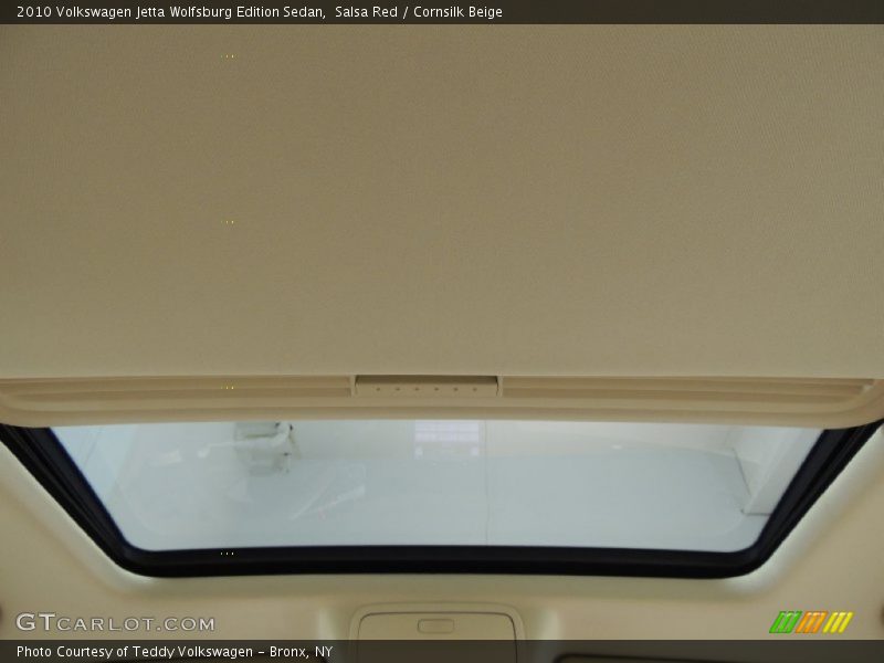 Salsa Red / Cornsilk Beige 2010 Volkswagen Jetta Wolfsburg Edition Sedan