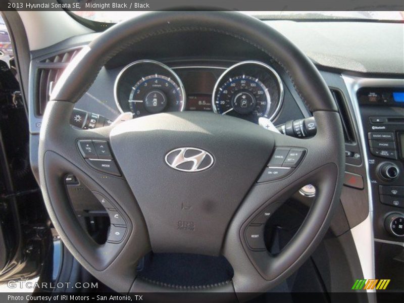 Midnight Black / Black 2013 Hyundai Sonata SE