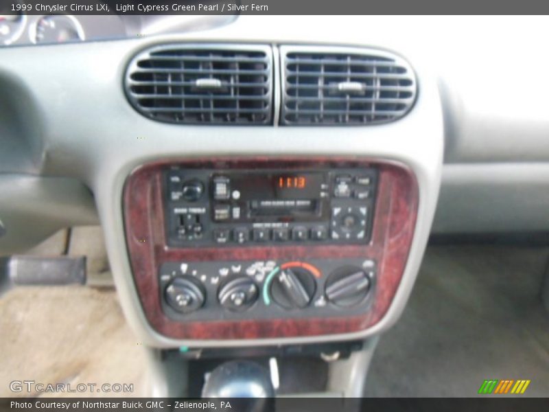 Light Cypress Green Pearl / Silver Fern 1999 Chrysler Cirrus LXi