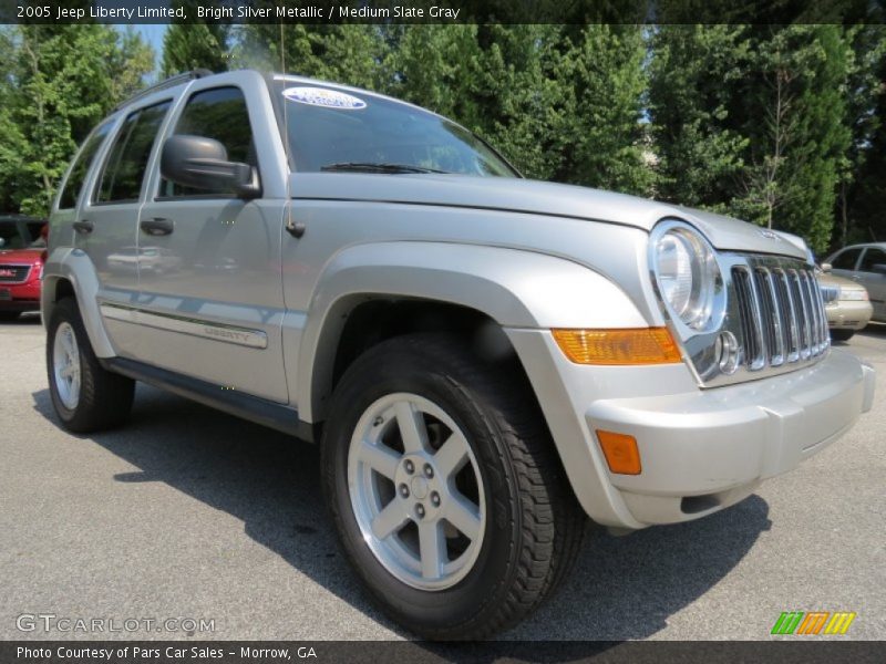Bright Silver Metallic / Medium Slate Gray 2005 Jeep Liberty Limited
