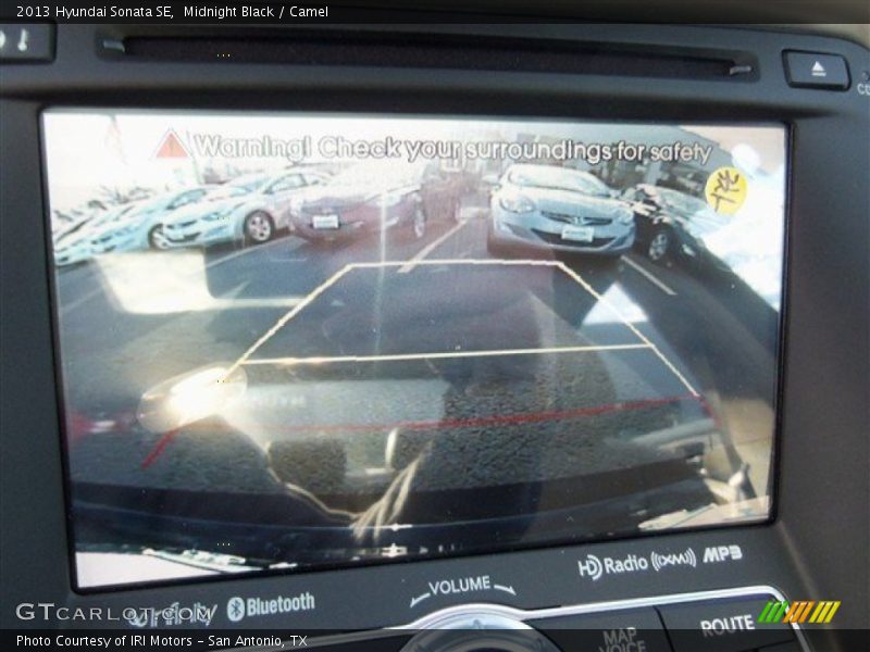 Midnight Black / Camel 2013 Hyundai Sonata SE