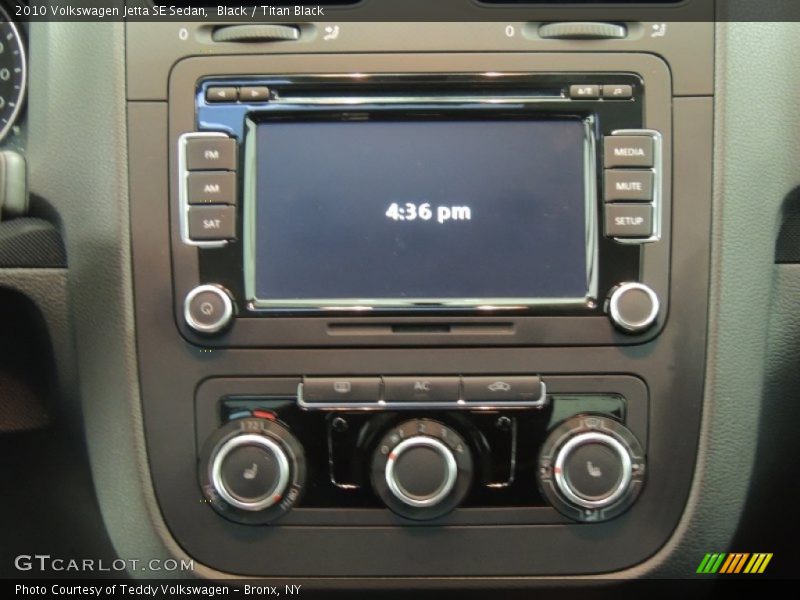 Black / Titan Black 2010 Volkswagen Jetta SE Sedan