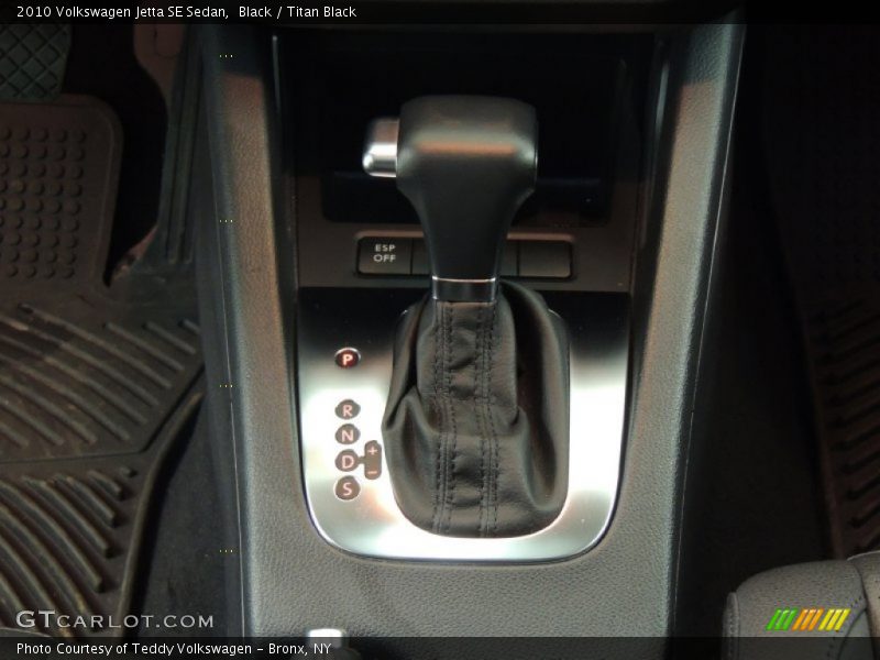 Black / Titan Black 2010 Volkswagen Jetta SE Sedan