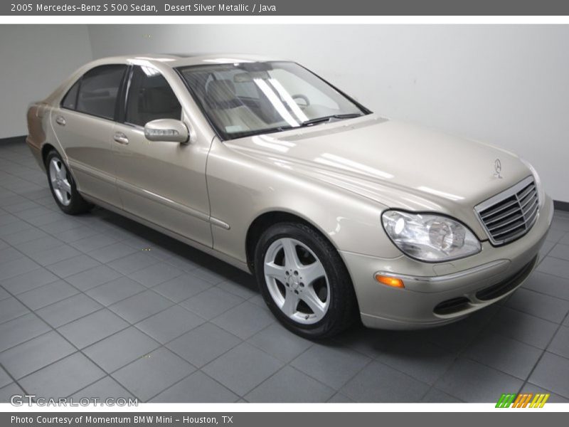 Front 3/4 View of 2005 S 500 Sedan