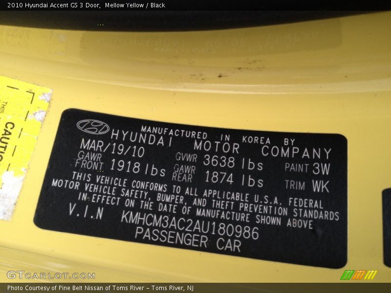 Mellow Yellow / Black 2010 Hyundai Accent GS 3 Door