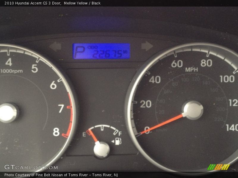 Mellow Yellow / Black 2010 Hyundai Accent GS 3 Door