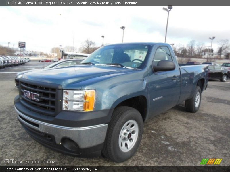 Front 3/4 View of 2013 Sierra 1500 Regular Cab 4x4