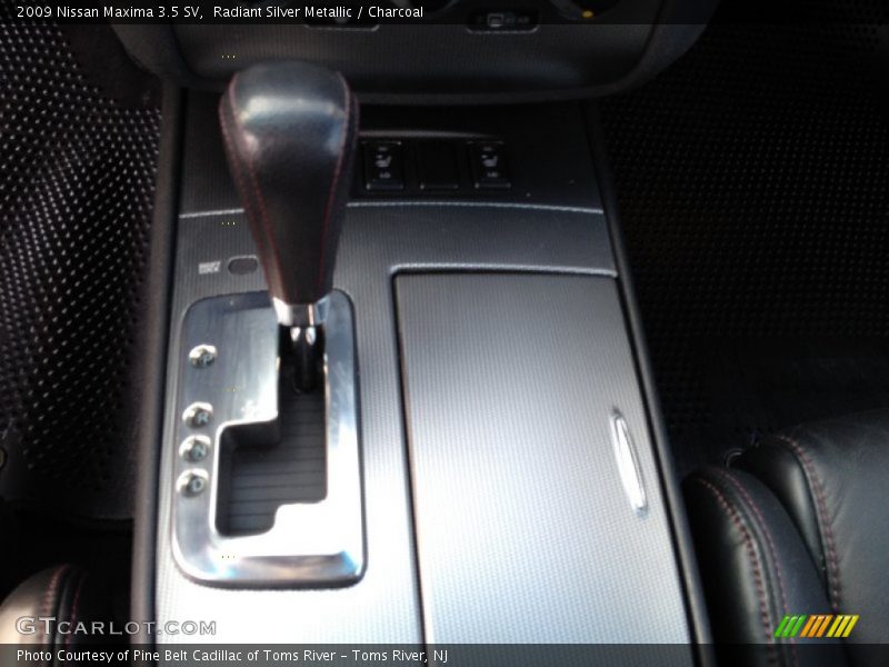 Radiant Silver Metallic / Charcoal 2009 Nissan Maxima 3.5 SV