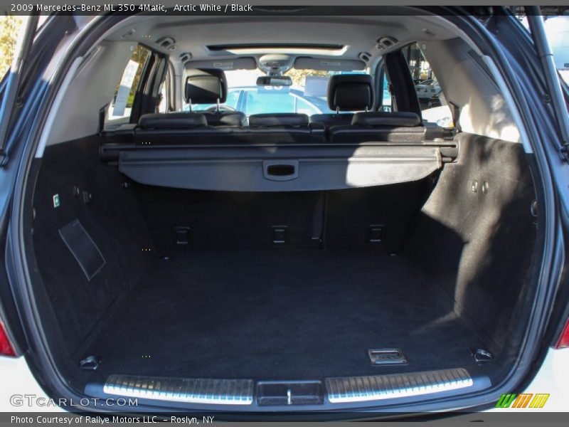 Arctic White / Black 2009 Mercedes-Benz ML 350 4Matic