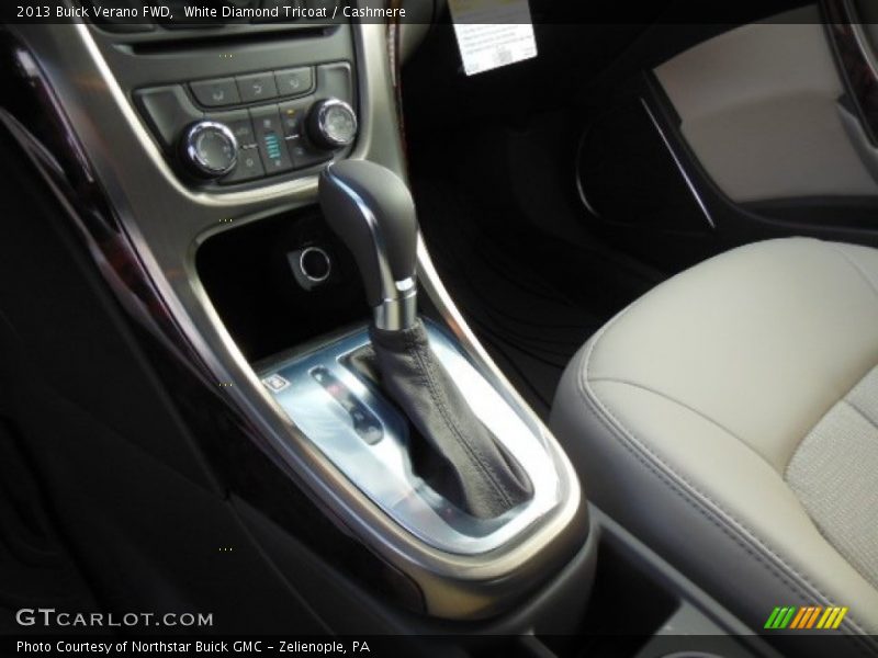 White Diamond Tricoat / Cashmere 2013 Buick Verano FWD